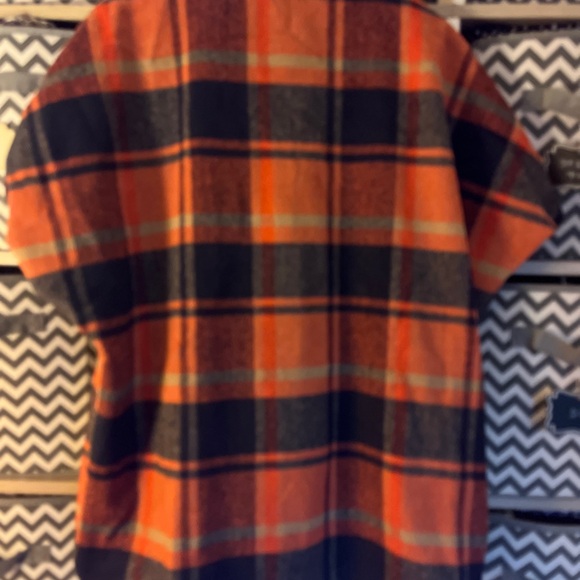 Scrumptiousous Cape by Andersen & Lauth - Picture 3 of 6